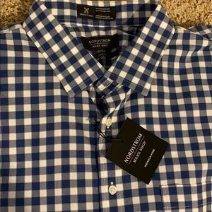 Nordstrom Dress Shirt. Never worn, with tags.